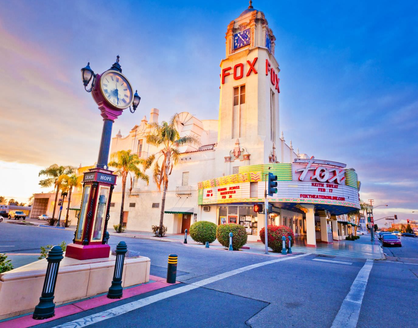 fox theater in the day picture of the panorama bluffs for for real estate agent in Bakersfield Hero Real Estate Inc.